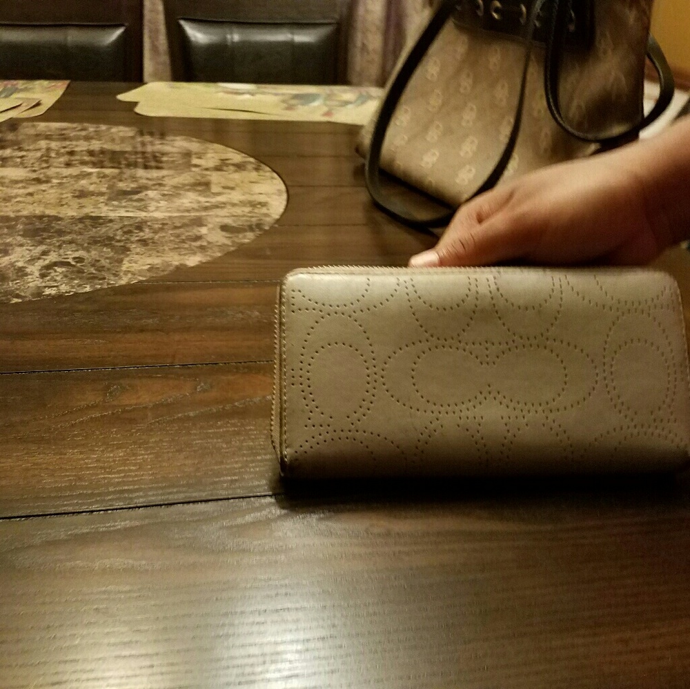 Coach Wallet - Picture 2 of 2